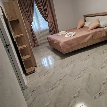 Garsoniera G3 Apartment Craiova